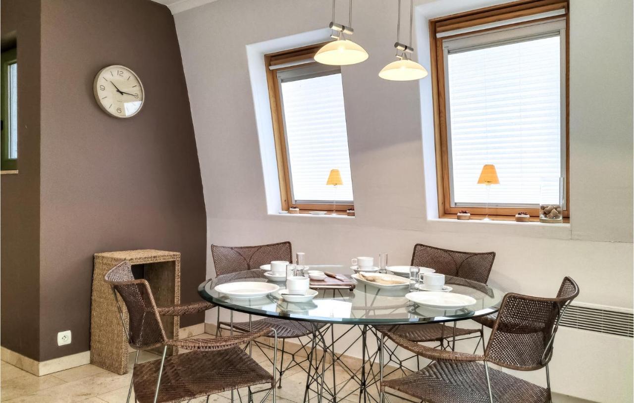Nice Apartment In Bredene With Kitchen Exterior foto